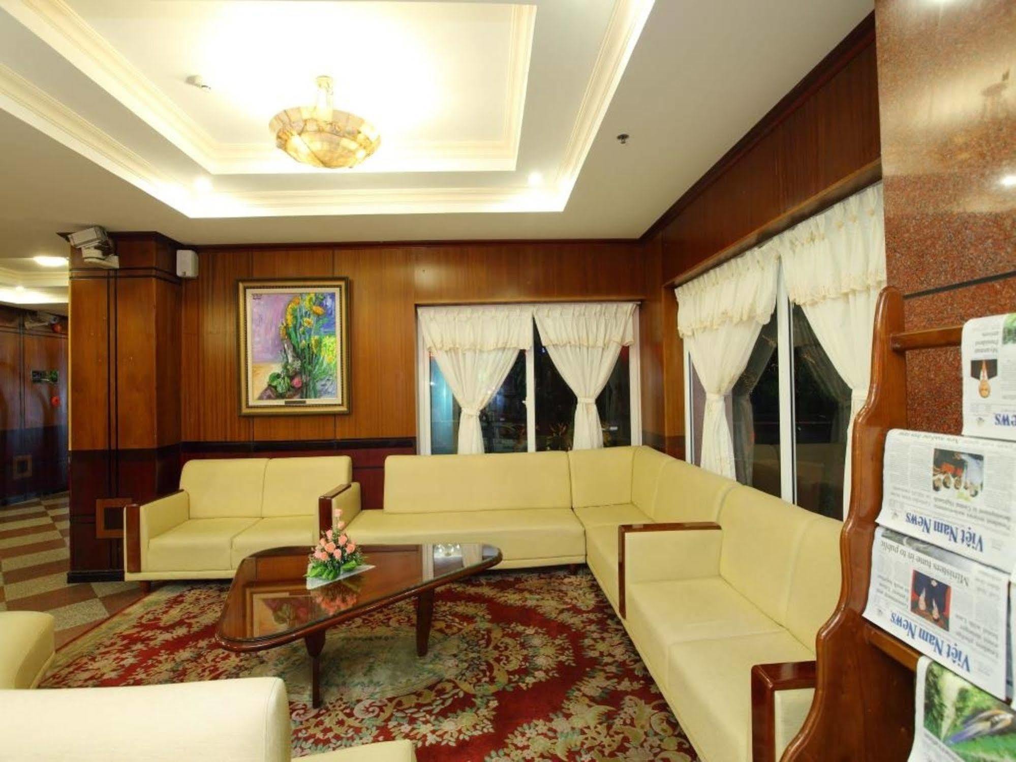 Dic Star Hotel Vung Tau Esterno foto