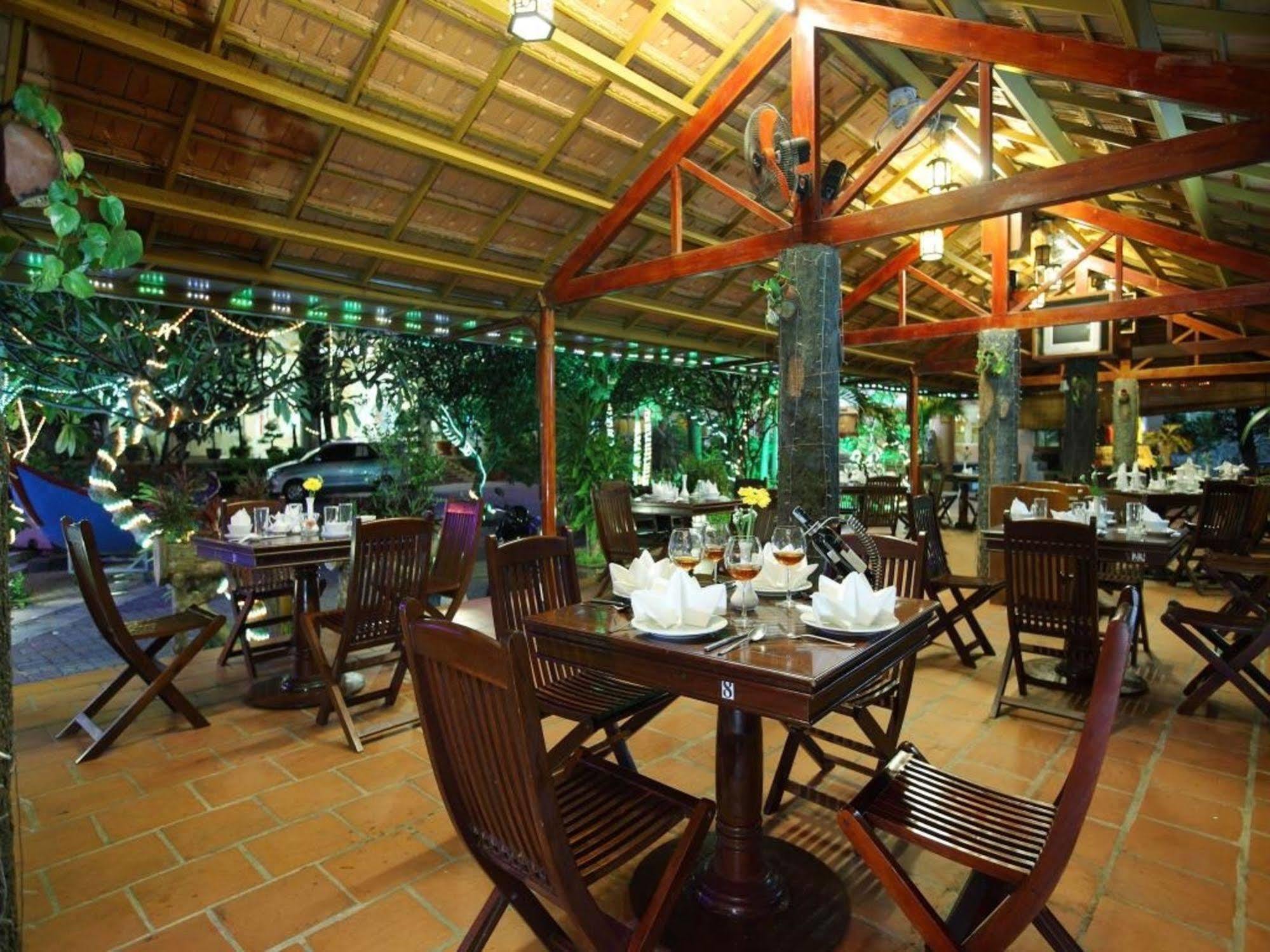 Dic Star Hotel Vung Tau Esterno foto