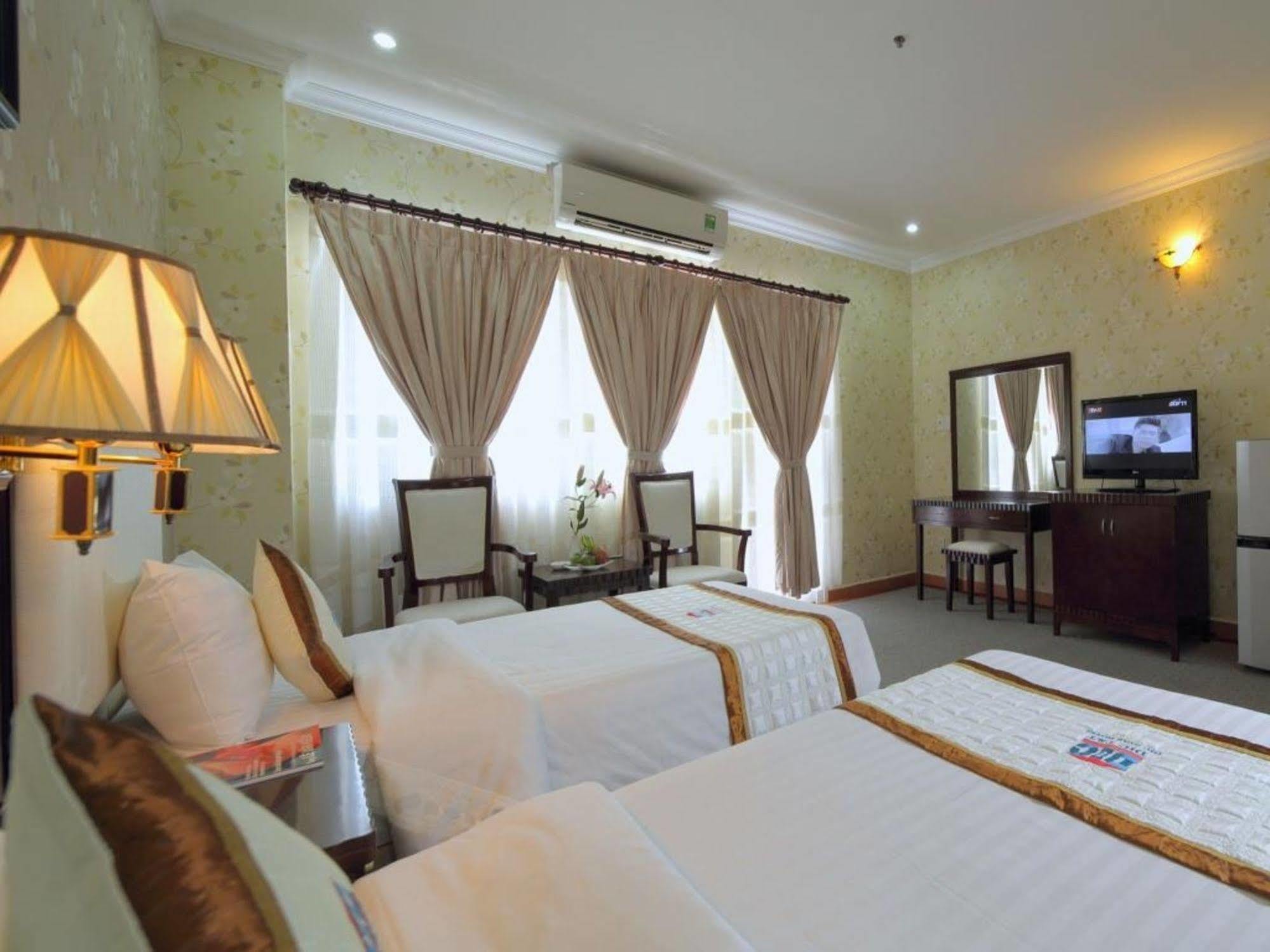 Dic Star Hotel Vung Tau Esterno foto