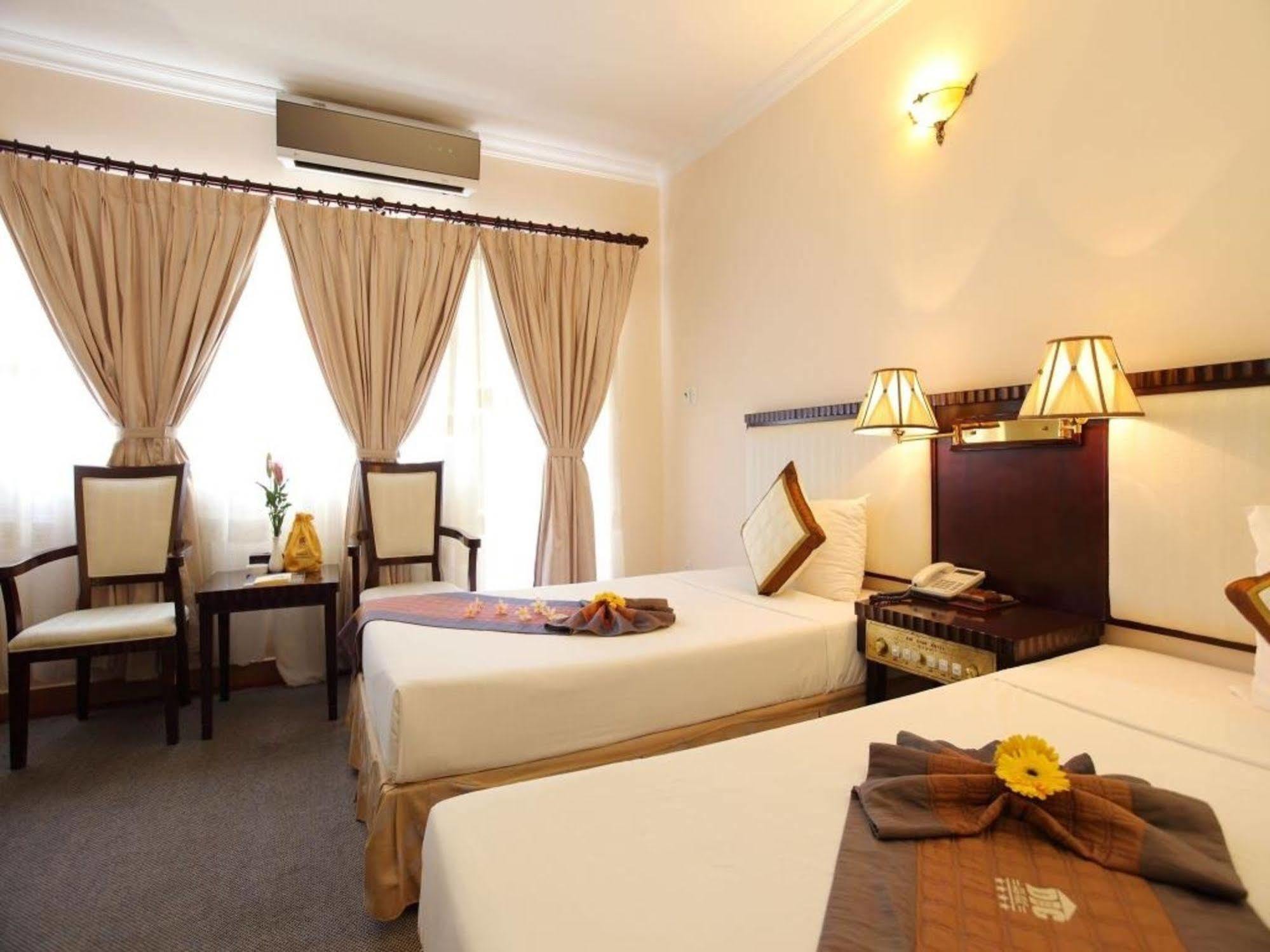 Dic Star Hotel Vung Tau Esterno foto
